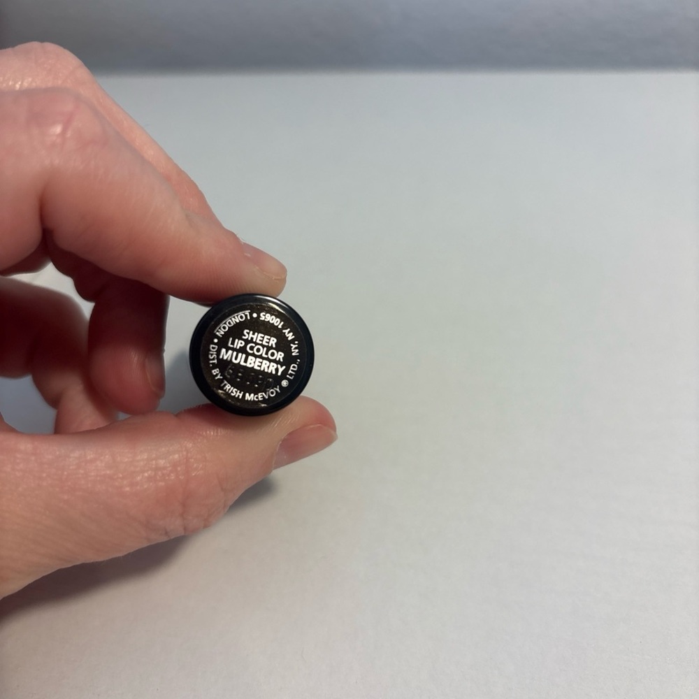 Trish McEvoy Sheer Lip Colour in Mulberry 3.5g FULL SIZE - Picture 7 of 7